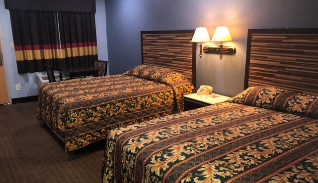 La Mirage Inn LAX Airport