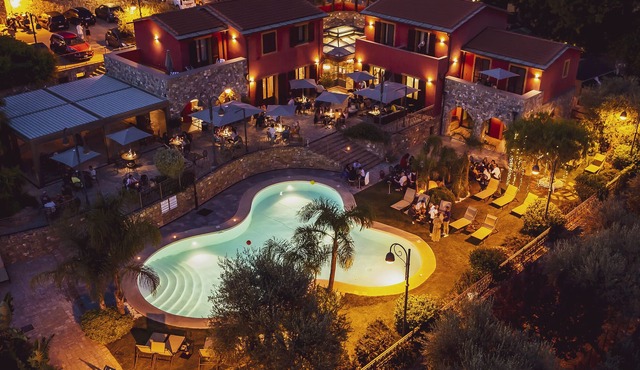 Leonardo Resort