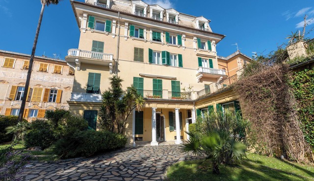 Liberty Home In Genova Nervi 2min walk to Sea, Genova, Italy