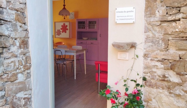 Ligurian village, apartment in the historic center