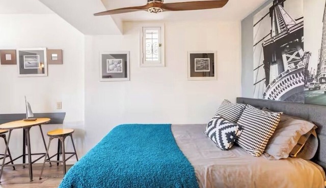 Los Angeles Retreat WiFi, AC close to Keck and Pasadena Monthly only