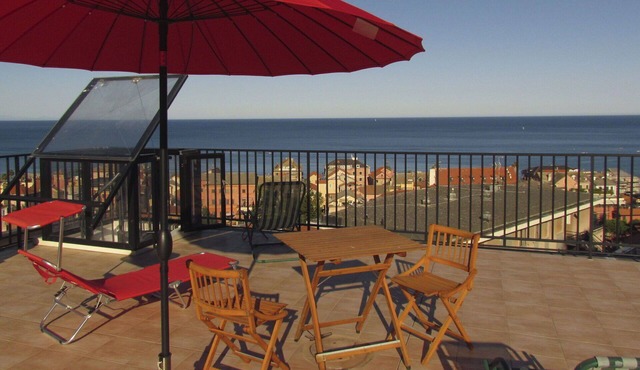 Lovely apartment for 6 people with A/C, WIFI, terrace, pets allowed and panoramic view