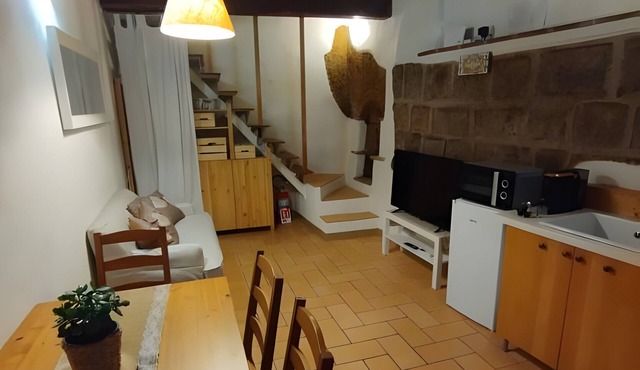 'Mad House Sutri' Apartment with Wi-Fi and Air Conditioning