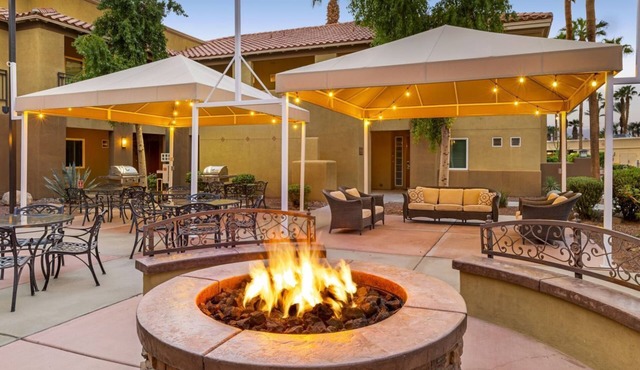 Marriott Shadow Ridge Village, 1 bedroom. Short Ride to Coachella Music Festival