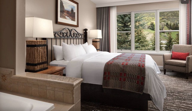 Marriott Streamside Evergreen at Vail. 2 Bdrm Villa, fireplace, whirlpool.