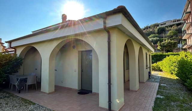 Mauro's House - Sea and bike path within walking distance