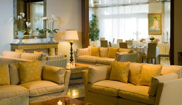 Mini Palace Hotel