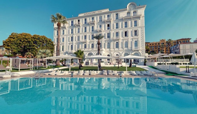 Miramare The Palace Resort