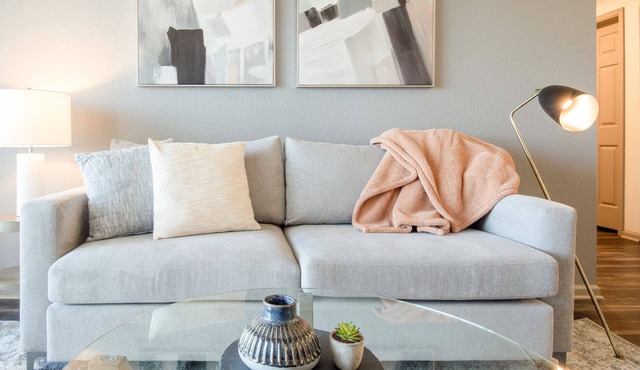 Modern Apartment in Prime Location (ID3020X60)