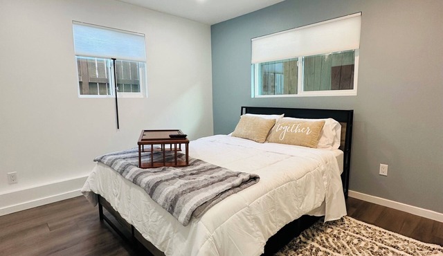Modern Comfort Meets Smart Design: Stylish 1-Bed, 1-Bath Garage Conversion