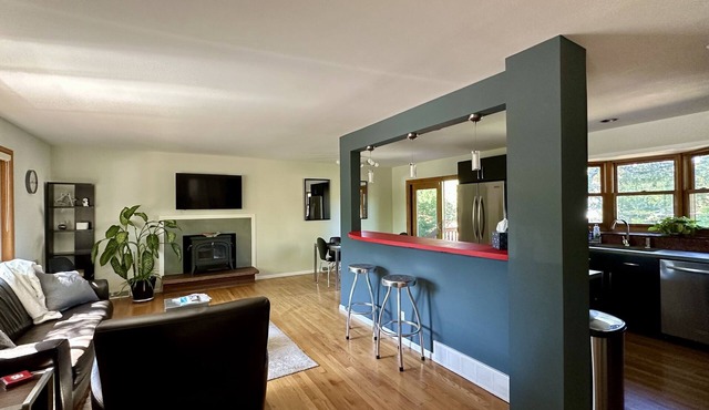 Modern SoBo 3-Bd with Office, Views; Near trails, dining, CU and Chautauqua