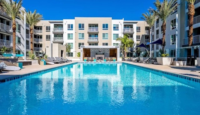 Modern Studio @Central Irvine | Pool Gym BBQ