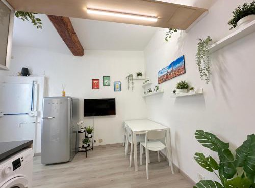 Mondo House