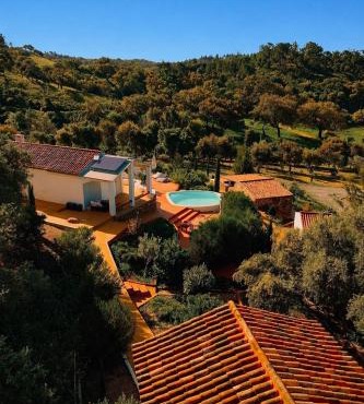 Monte da Serra de Baixo By CABRA