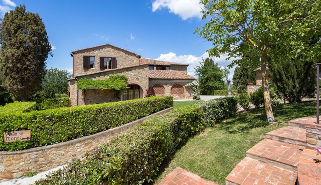 Monti 1824- Rural escape in quiet farm,1 km from local village + pool views