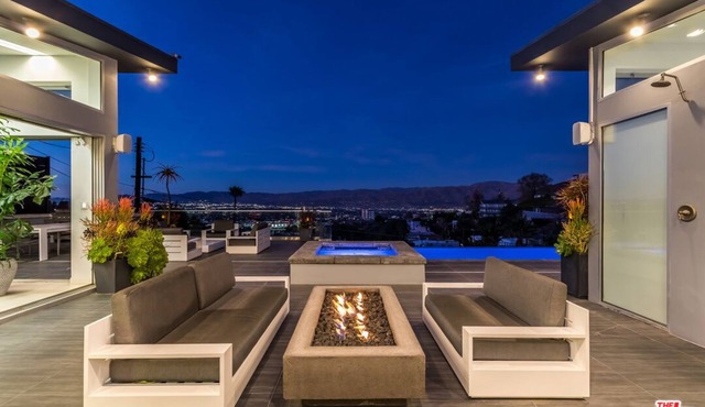 Multi Million Dollar Mulholland Drive With Infinity Pool