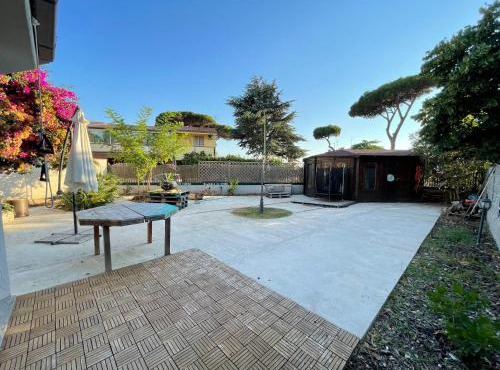 Nerone's House Villa with garden near the sea, ideal for family