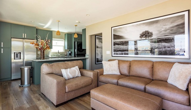 NEWLY Renovated 1 bed/1 bath!