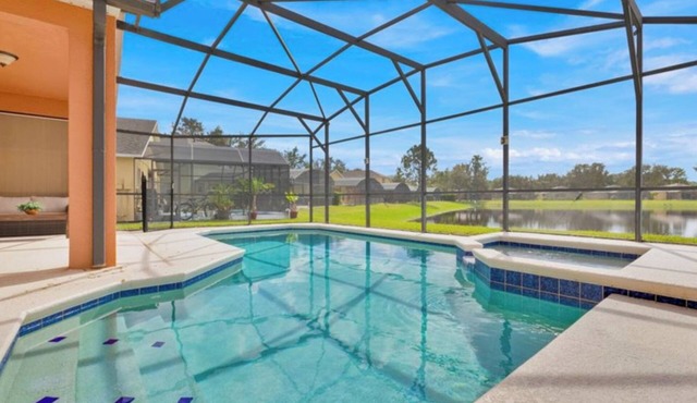 Newly Updated Disney Villa in Clermont w/Pool & Spa! Fun for the whole family!