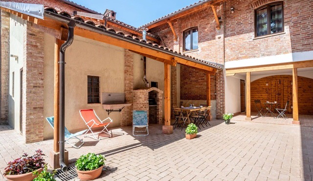Nice apartment for 3 guests with WIFI, TV, patio and pets allowed