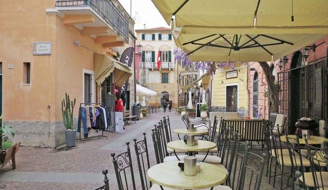 Nice apartment for 5 guests with TV and balcony