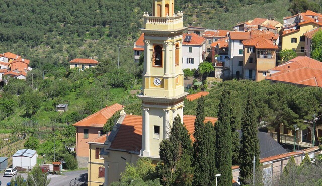 Nice apartment for 2 guests with WIFI, A/C, TV and pets allowed