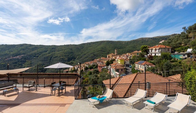 Nice apartment for 2 guests with WIFI, pool, TV, patio and panoramic view