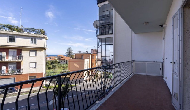 Nice apartment for 6 people with A/C, WIFI, TV, balcony and pets allowed