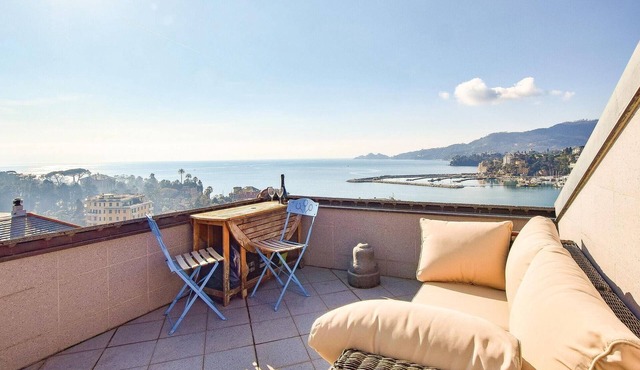 Nice apartment in Rapallo with outdoor swimming pool