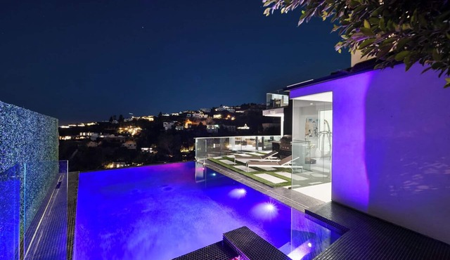 NIGHTS YOU WILL NEVER FORGET VIEWS YOU WILL NEVER STOP CRAVING