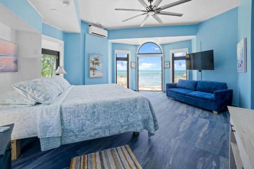 Ocean View Room at Barnacle Resort