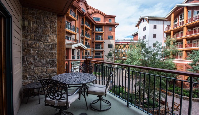 Open-Concept Suite | Fireplace | Near the Slopes
