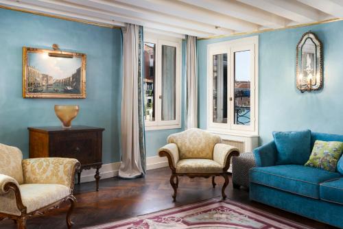 Palazzo Loredan Grand Canal