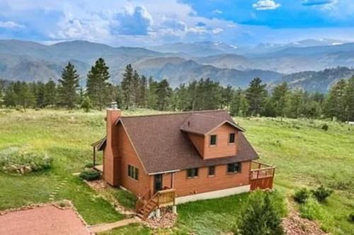 Panoramic Views! 'The Cozy Fox Cabin' in Livermore