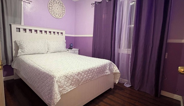 Perfect 2-bedroom house with AC in enchanting Los Angeles near SoFi stadium