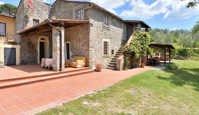 Poggio a Ronco, Loro Ciuffenna, Arezzo and Cortona