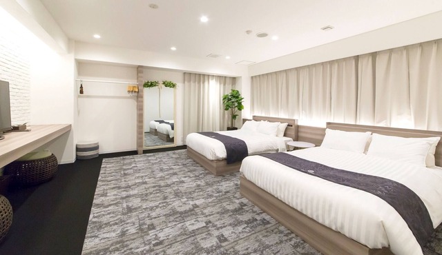 Premium corner twin room without meals plan / Osaka Ōsaka