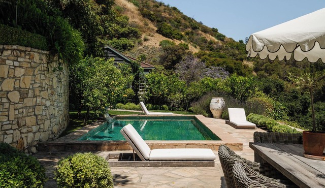 Private Hollywood Hills View Estate 4BR