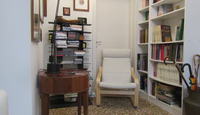 Private room - super friendly flat