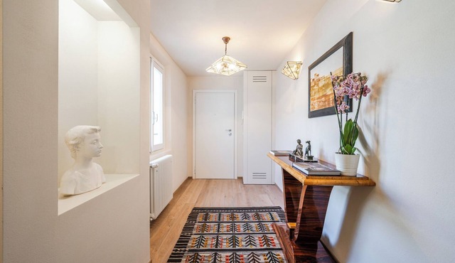 Refined penthouse floor apartment opposite Osteria Francescana