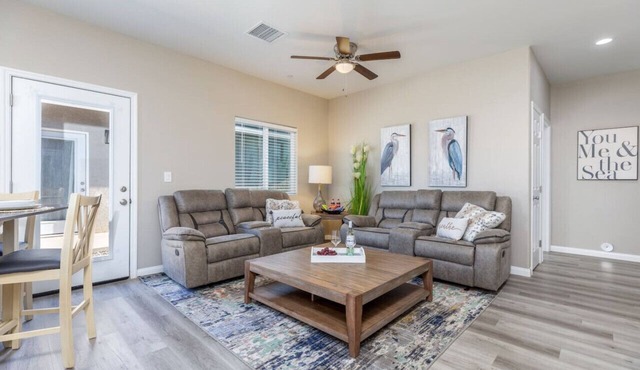 Refreshing & Spotless-4 Bathrooms