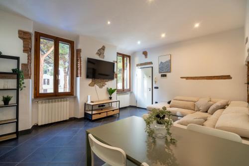 Renovated 15 min from the beach 10 min from the station