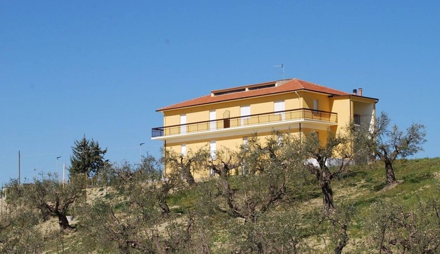Residenz Borgo Offida mit großem Garten by Interhome