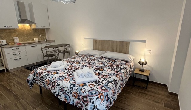River View Apartment - Silver