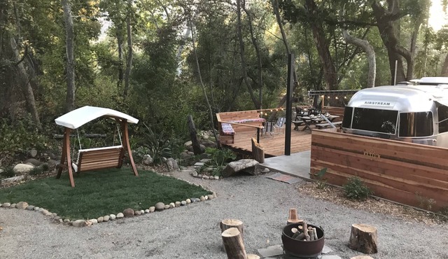 RIVERFRONT Lush&Lux AIRSTREAM Cabin Stunning Views