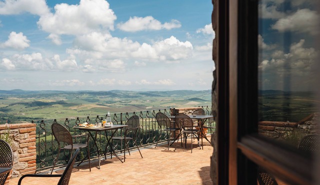 Rocca d'Orcia Suites and Villas