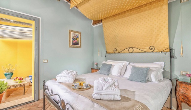 Romantic Apartment with Private Terrace