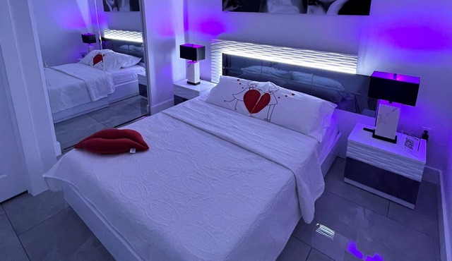 Romantic suite in Miami