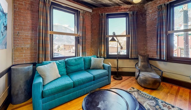 Rustic Chic Suite with Free WiFi, Kitchenette, & Mountain Views