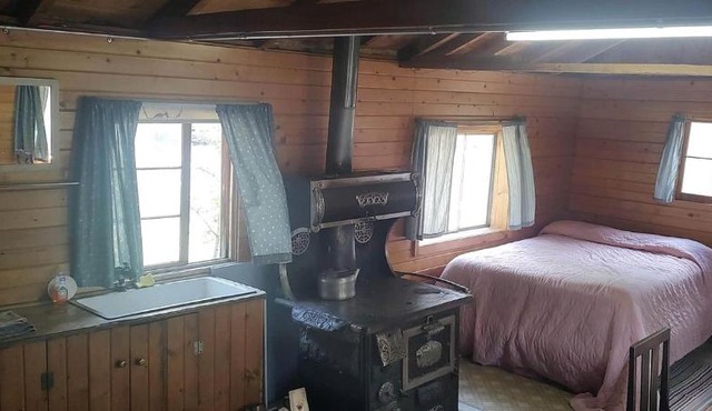 Rustic Glamping Cabin near Poudre River, Perfect for a Weekend of Fishing and Watching Wildlife